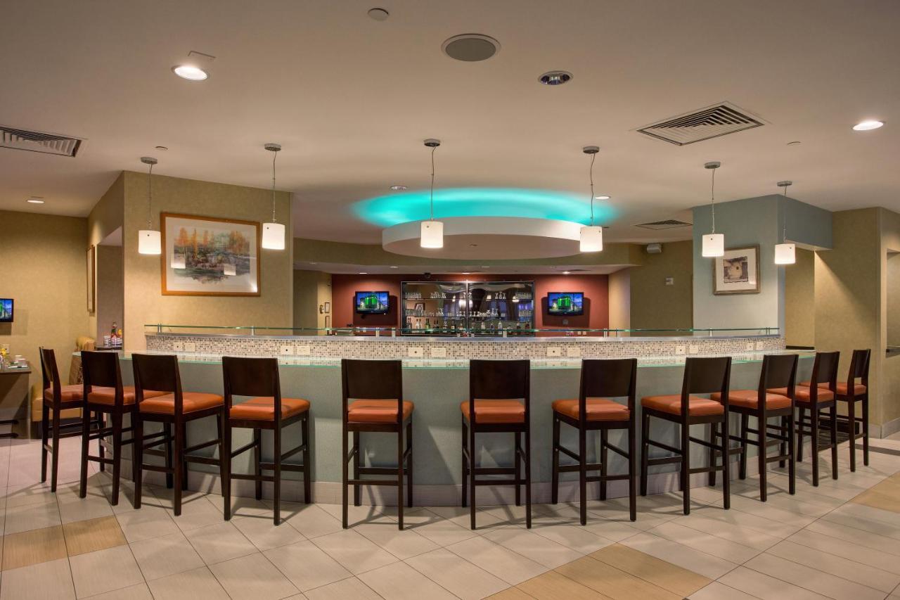 Holiday Inn North Финикс Екстериор снимка