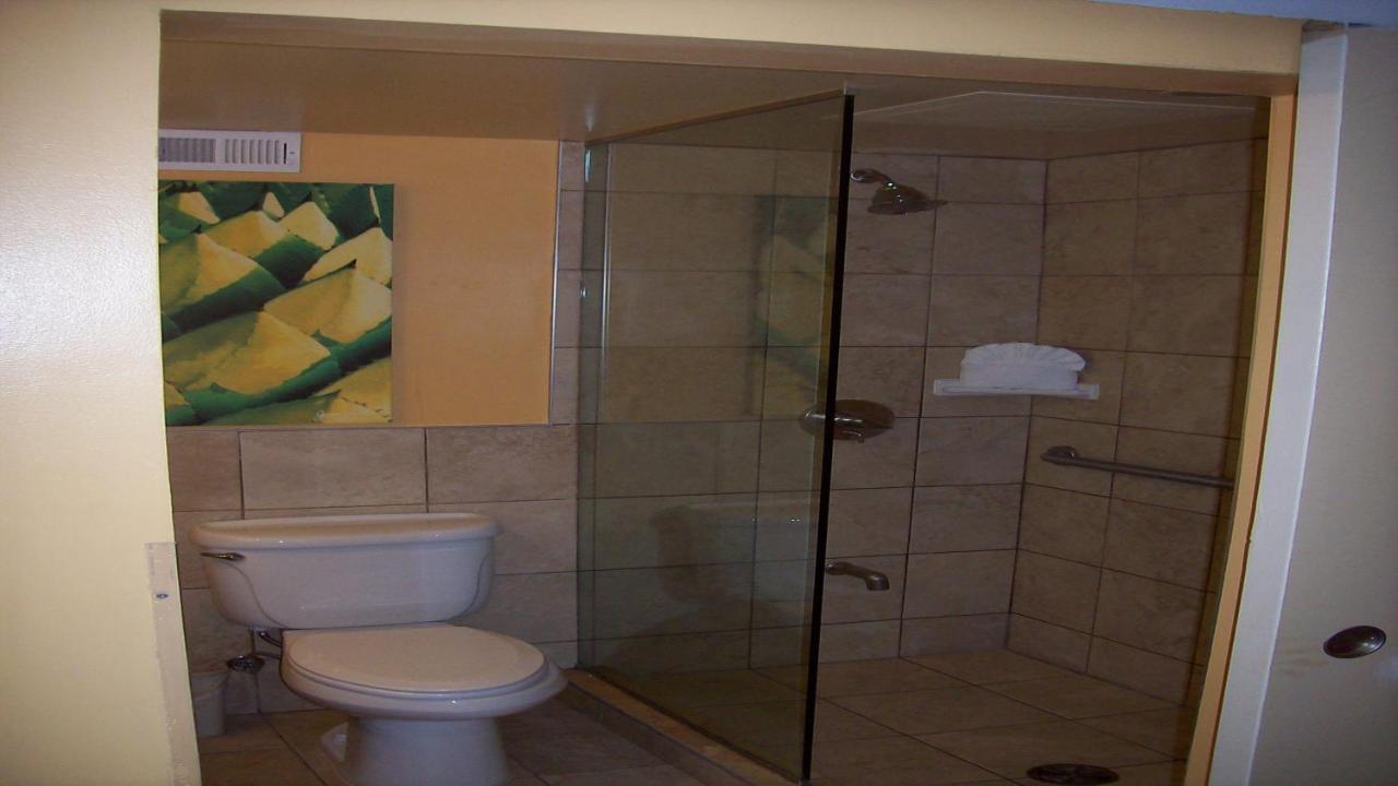 Holiday Inn North Финикс Екстериор снимка