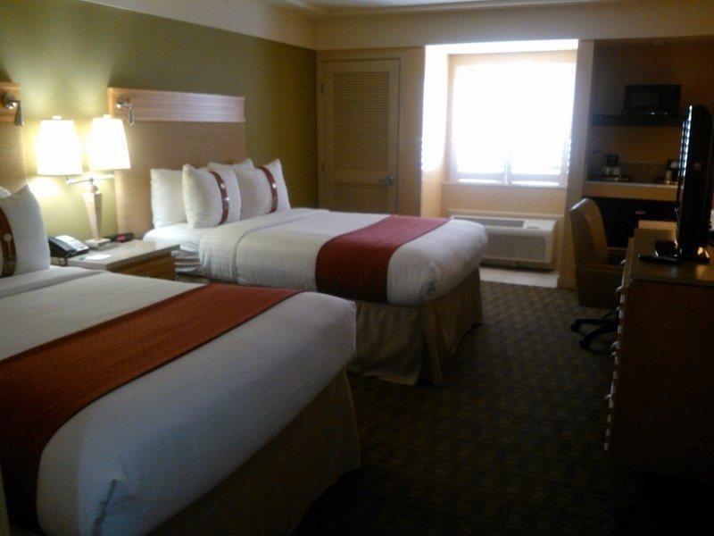 Holiday Inn North Финикс Екстериор снимка