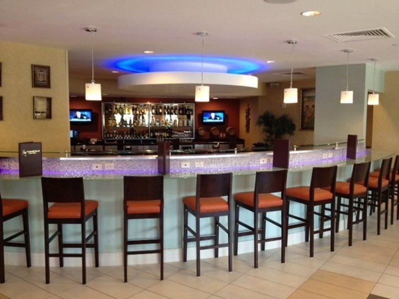 Holiday Inn North Финикс Ресторант снимка