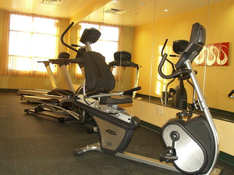 Holiday Inn North Финикс Съоръжения снимка