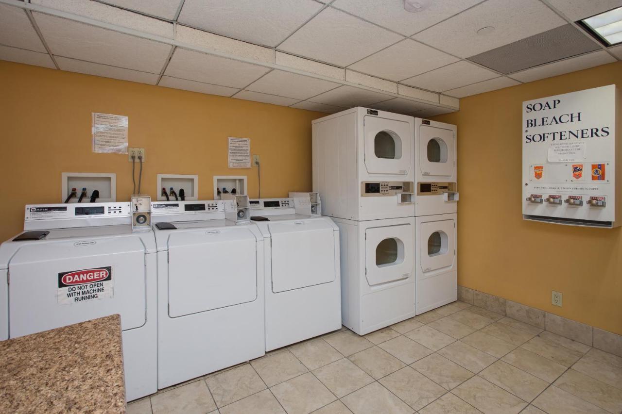 Holiday Inn North Финикс Екстериор снимка