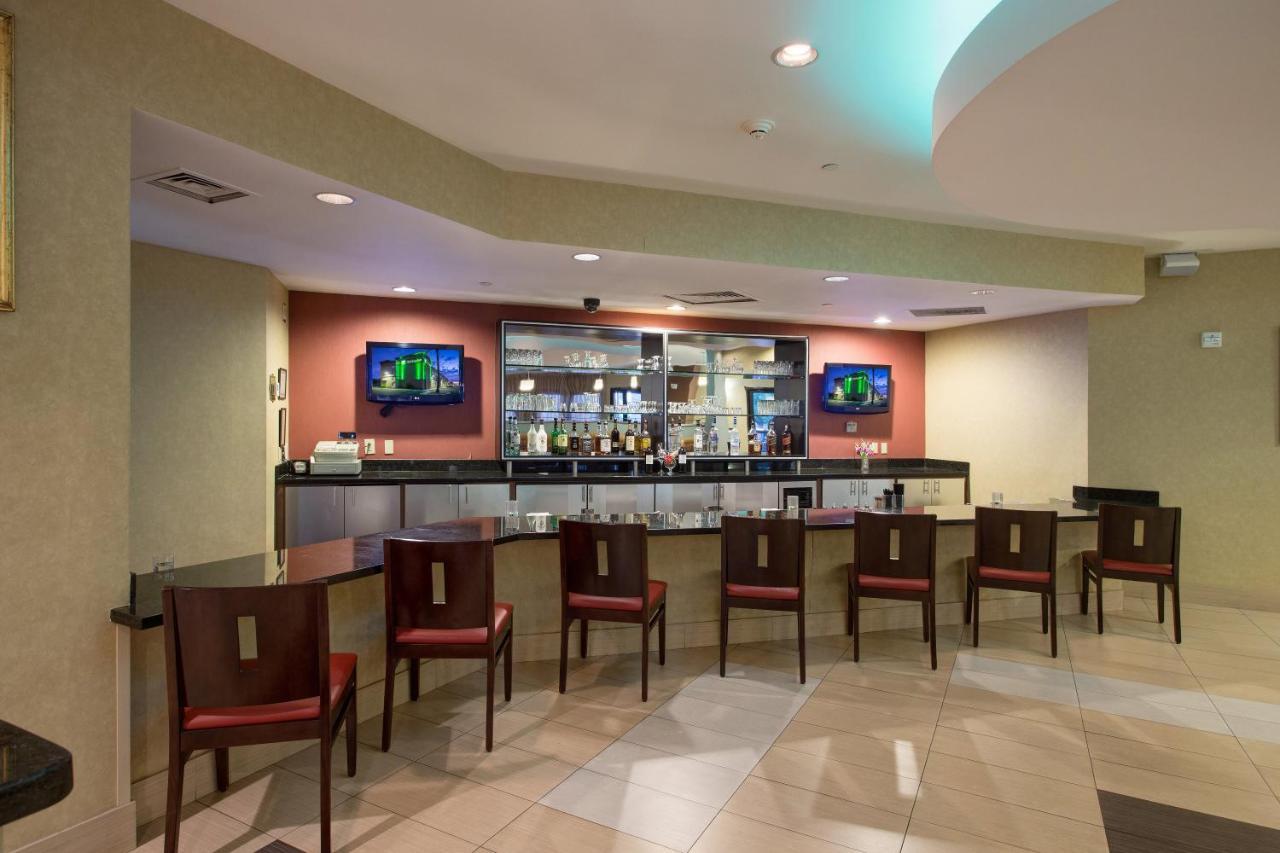 Holiday Inn North Финикс Екстериор снимка